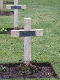 Lijssenthoek Military Cemetery - Joguet, Albert